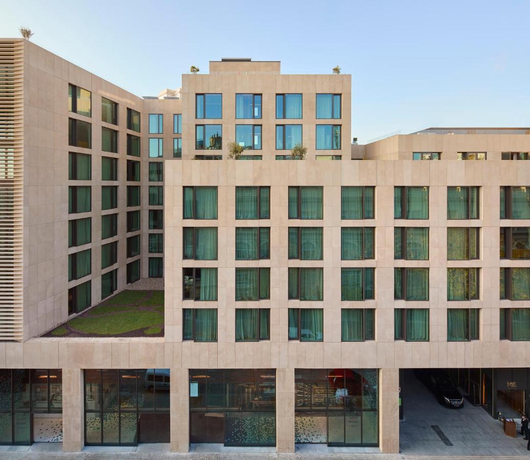 Me Barcelona Hotel Exterior photo The new building of the London Business School
