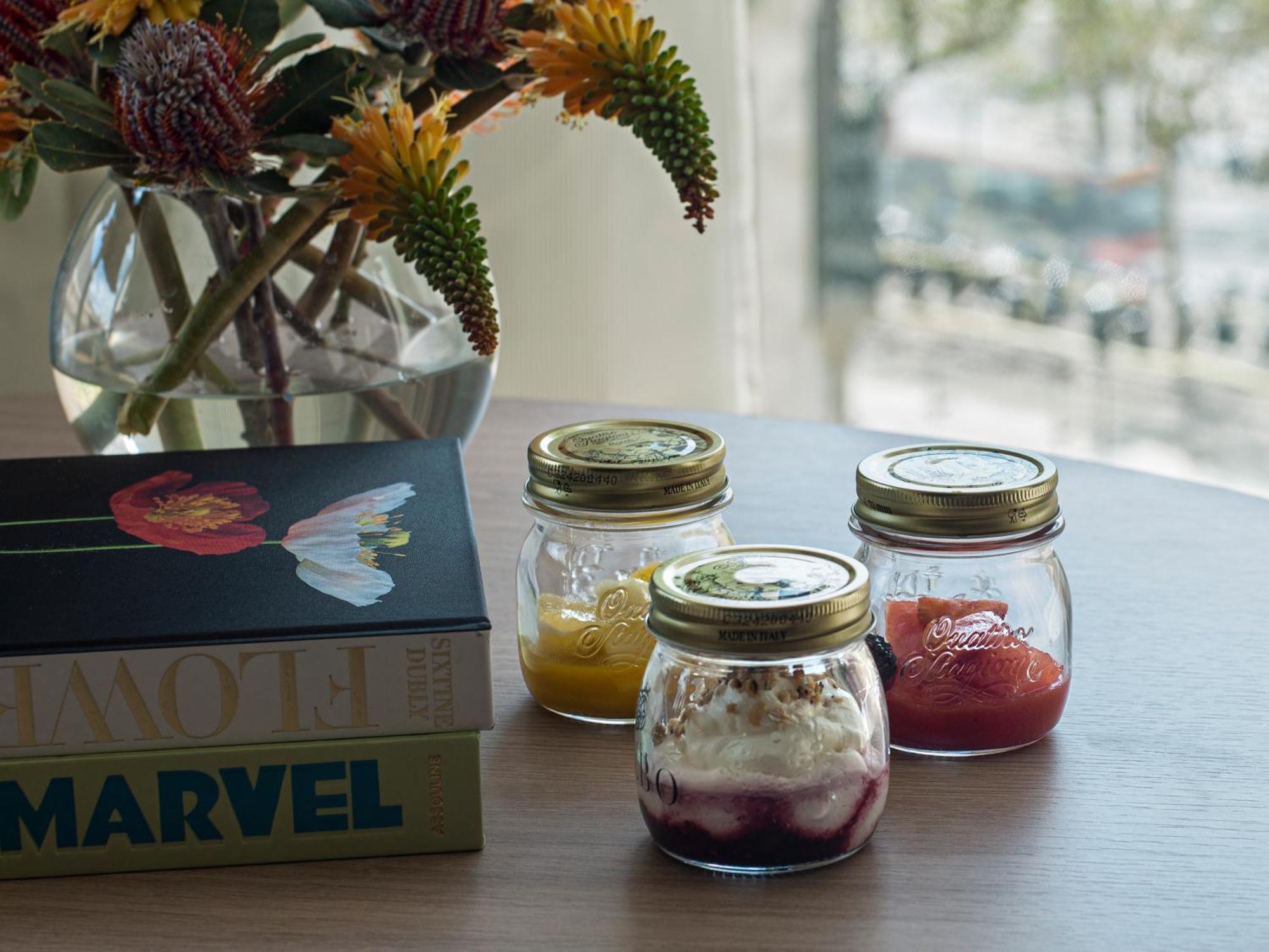 Me Barcelona Hotel Exterior photo Weck jars