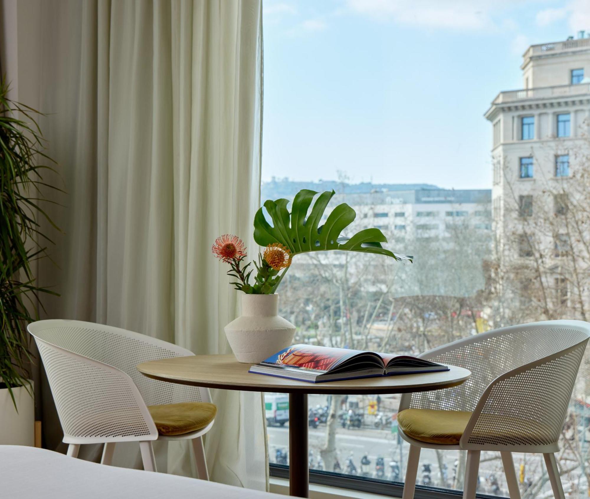Me Barcelona Hotel Exterior photo